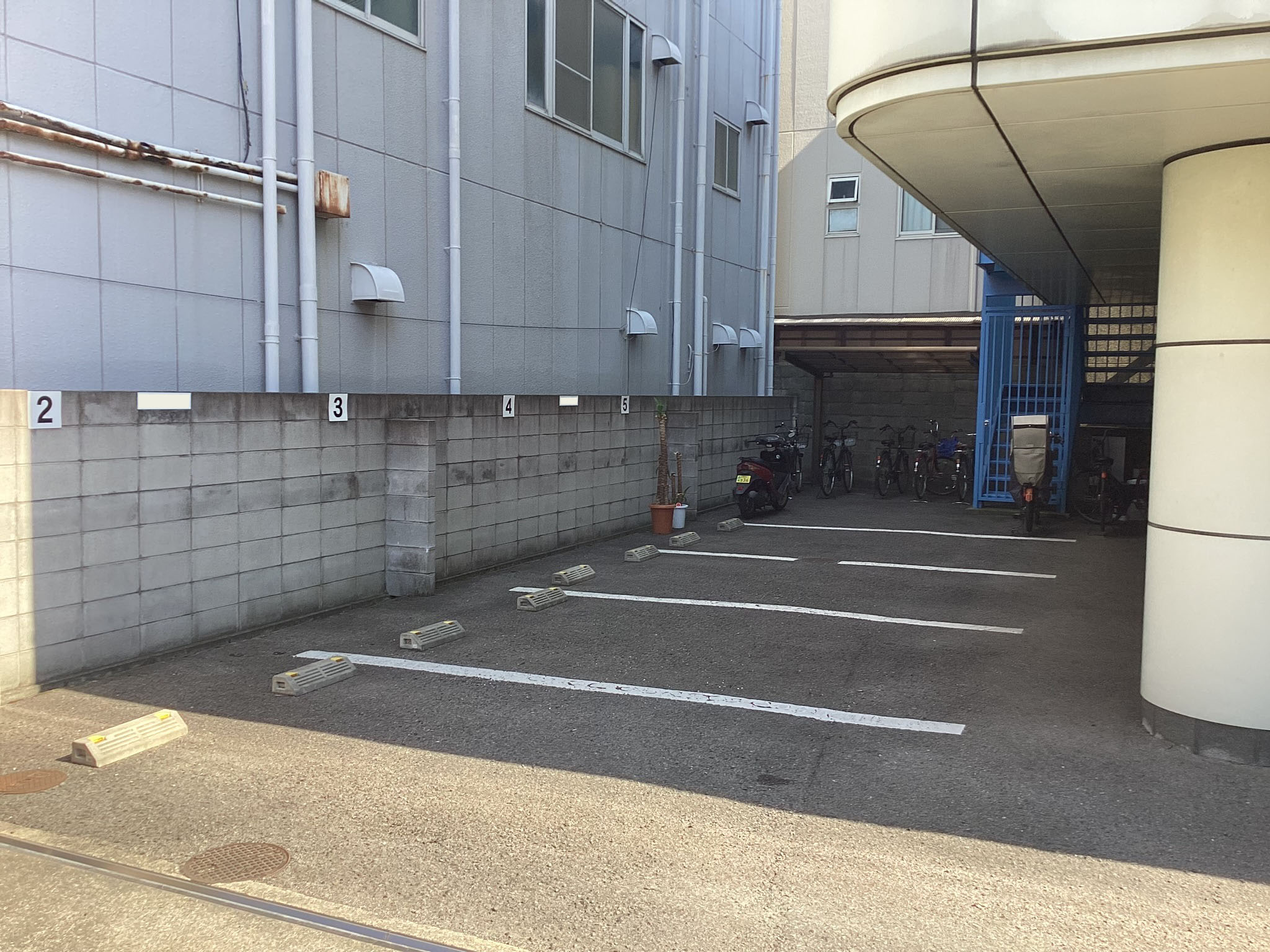 従業員駐車場(大阪市)